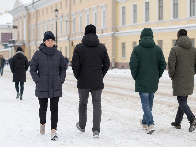 Какие кроссовки в моде в 2024 году: реальные тренды без воды