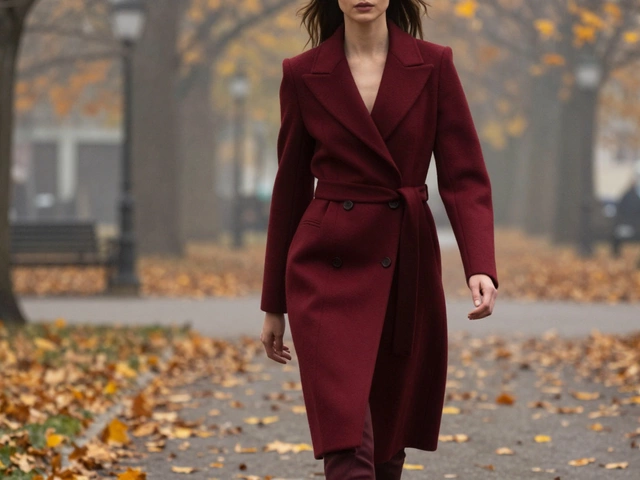 Что надеть в Год Дракона: модные тренды и цвета 2024